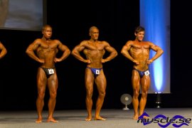 bodybuilding_men_junior_70_kg_under_front_lat_spread.jpg